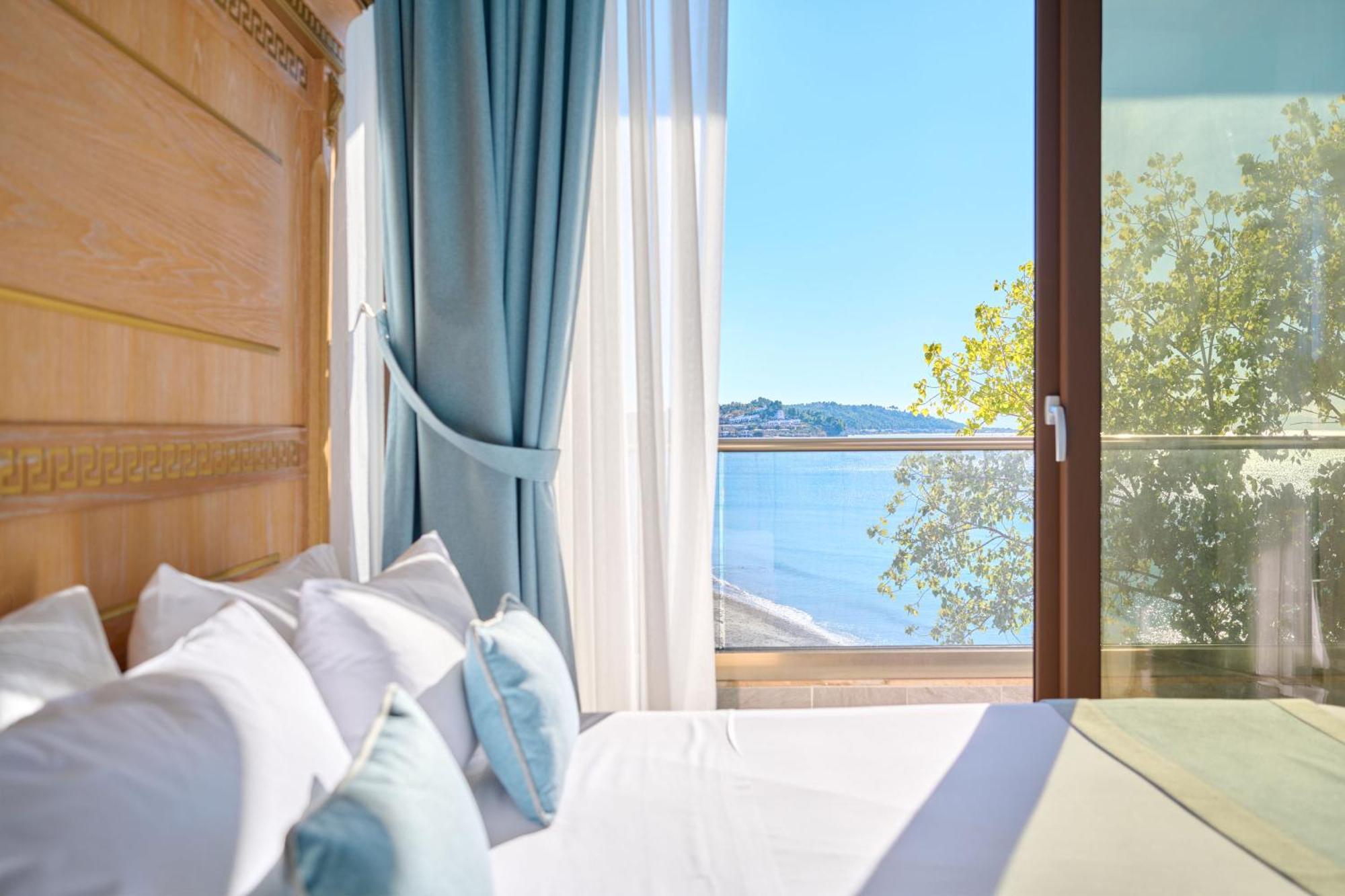 Evlogia Hotel Seafront And Anex By Greek Pride Fourka Exteriör bild